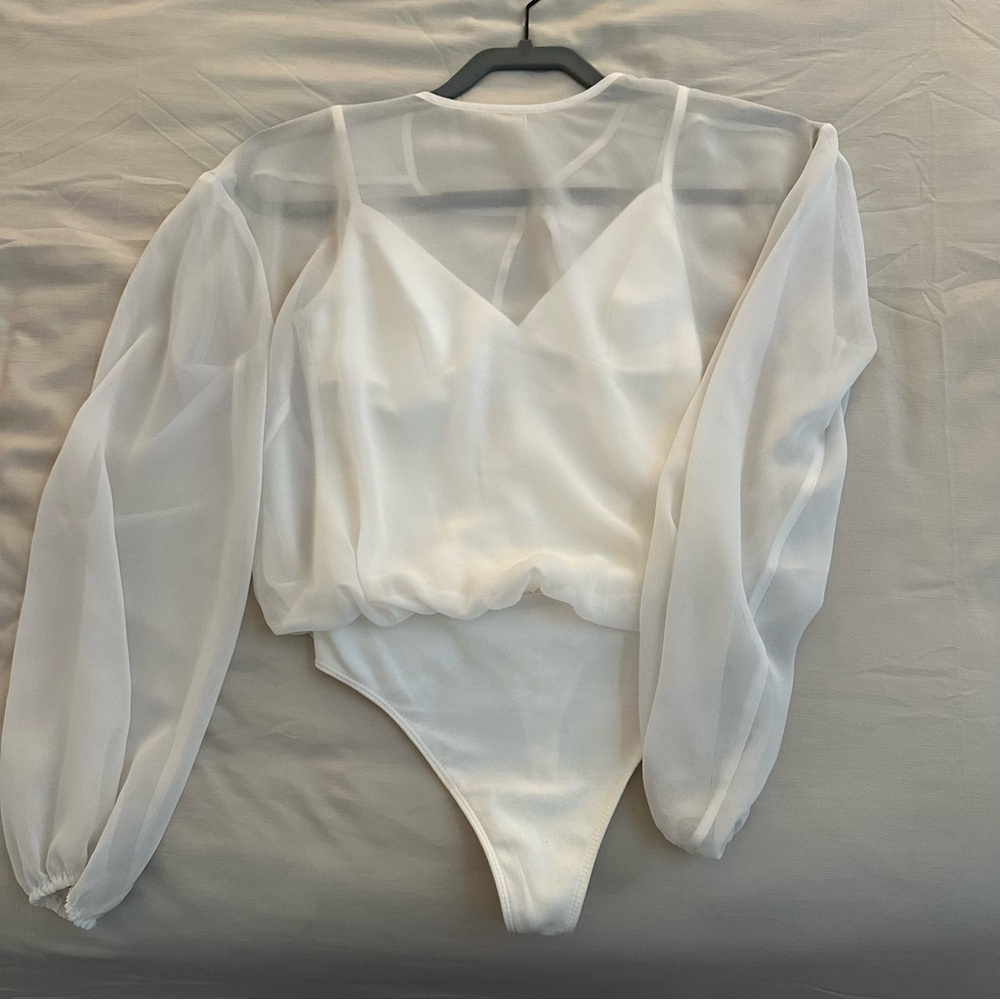 Aritzia Cream Sheer Long Sleeve Bodysuit - Picture 3 of 7